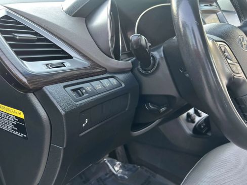Used 2017 Hyundai Santa Fe Sport image 12