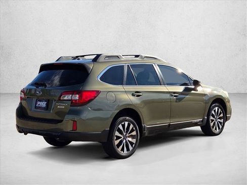 Used 2015 Subaru Outback 2.5i Limited AWD/4WD image 5