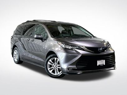 Used 2023 Toyota Sienna XLE w/ XLE Plus Package