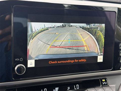 Certified 2025 Toyota Camry SE image 16