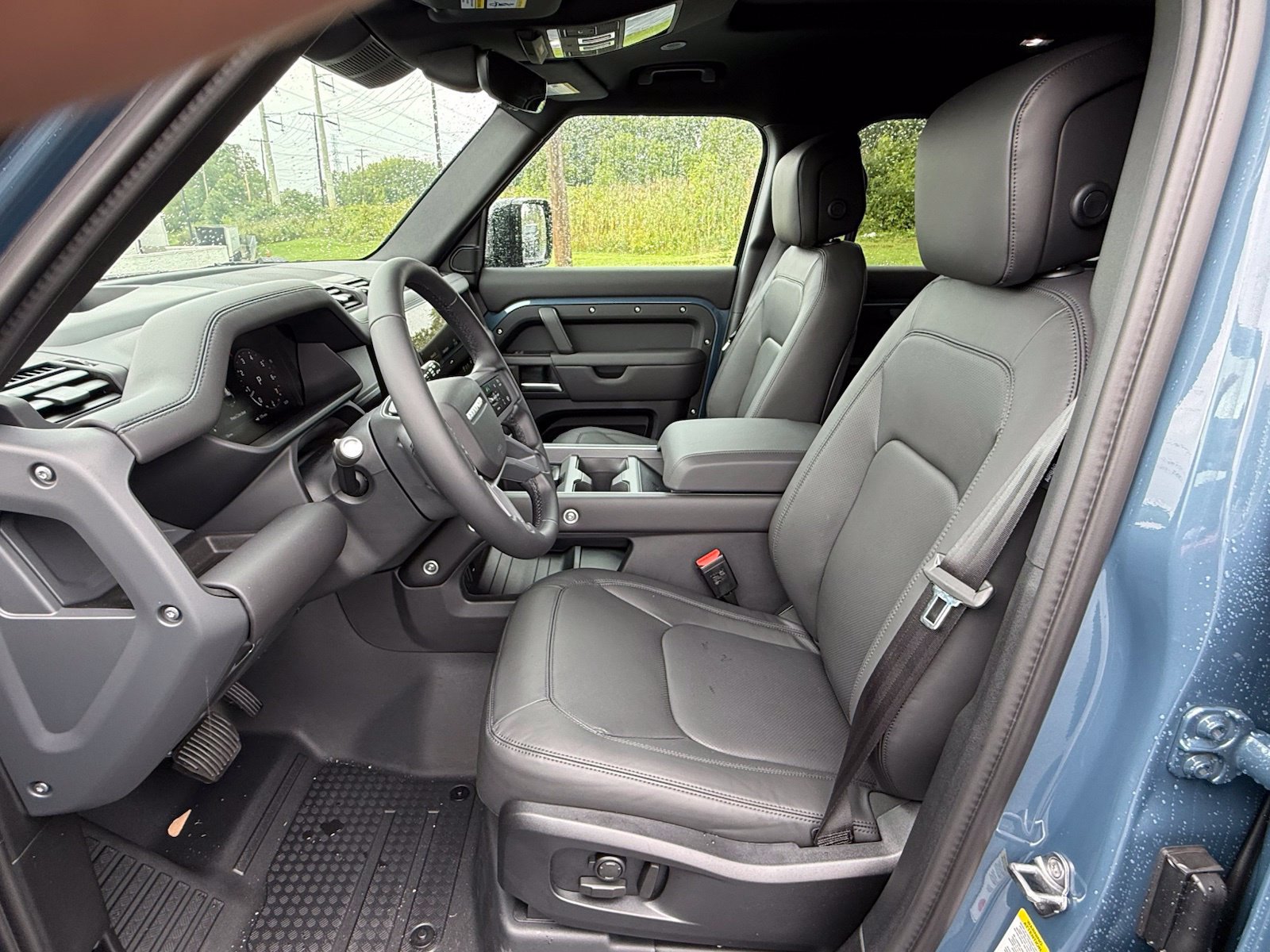 New 2026 Land Rover Defender 110 S AWD/4WD image 14