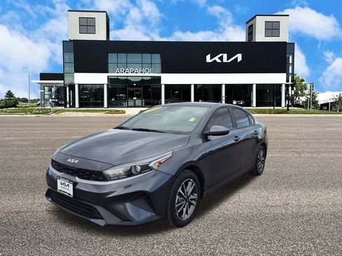 Used 2023 Kia Forte LXS image 5