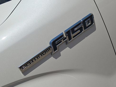 Used 2013 Ford F150 Platinum AWD/4WD image 11