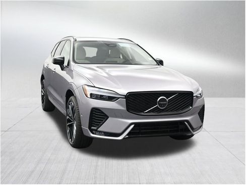 New 2026 Volvo XC60 B5 Ultra AWD/4WD image 7