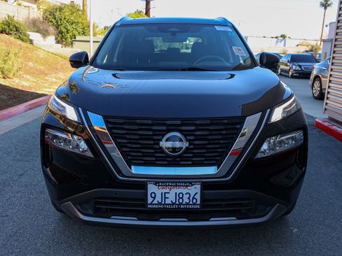 Used 2023 Nissan Rogue SL w/ SL Premium Package image 9