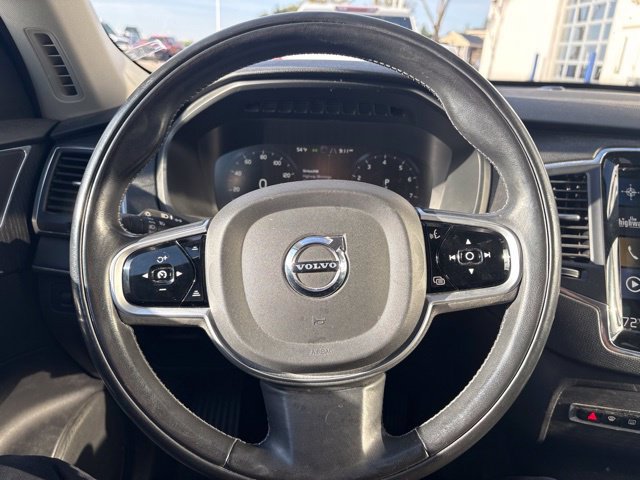 Used 2020 Volvo XC90 T5 Momentum w/ Protection Package AWD/4WD image 13
