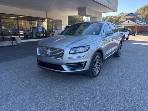 Used 2020 Lincoln Nautilus Reserve image 1