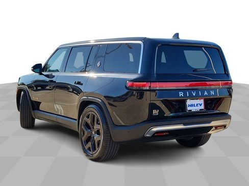 Used 2023 Rivian R1S Adventure image 6