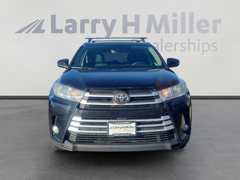 Used 2018 Toyota Highlander XLE image 8