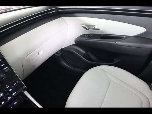 Used 2023 Hyundai Tucson SEL w/ Convenience Package image 17