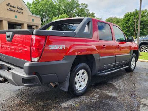 Used 2003 Chevrolet Avalanche 4x4 w/ Suspension Package, Off-Road image 6
