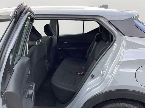 Used 2023 Nissan Kicks SV image 15