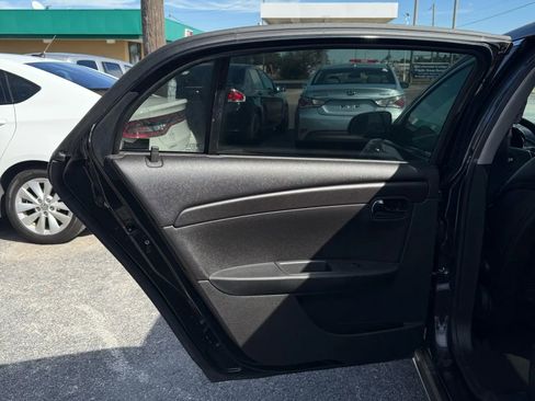 Used 2008 Chevrolet Malibu LT w/ HFV6 Engine Package image 16