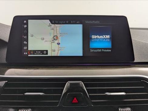 Used 2018 BMW 530i w/ Premium Package image 29