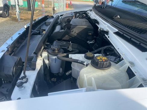 Used 2021 Ford E-350 and Econoline 350 Super Duty w/ Power Windows & Locks Group image 49