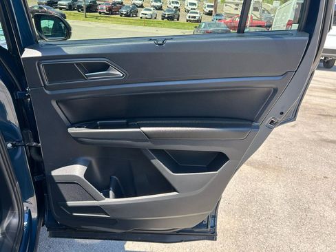 Used 2019 Volkswagen Atlas SE w/ Towing Package AWD/4WD image 23