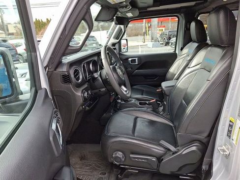 Used 2023 Jeep Wrangler Unlimited Rubicon 4xe w/ Steel Bumper Group image 28