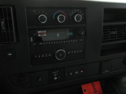 New 2024 Chevrolet Express 3500 w/ Power Convenience Package image 10