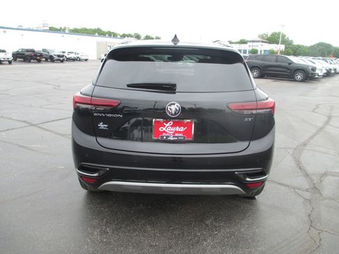 Used 2022 Buick Envision Essence w/ Sport Touring Package FWD image 7