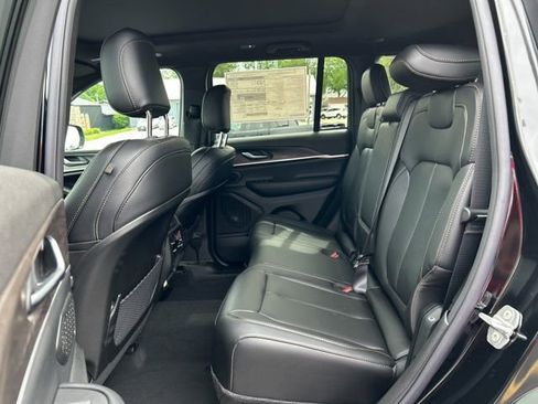 New 2026 Jeep Grand Cherokee Limited AWD/4WD image 20