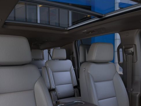 New 2026 Chevrolet Suburban Z71 w/ Z71 Off-Road Package AWD/4WD image 52