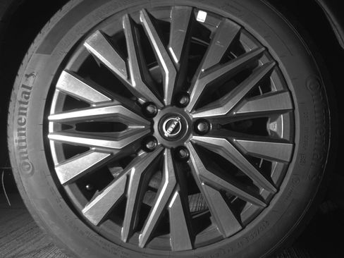 Used 2025 Nissan Altima 2.5 SV image 15