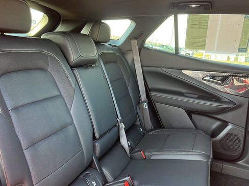 Used 2024 Chevrolet Blazer EV LT image 12