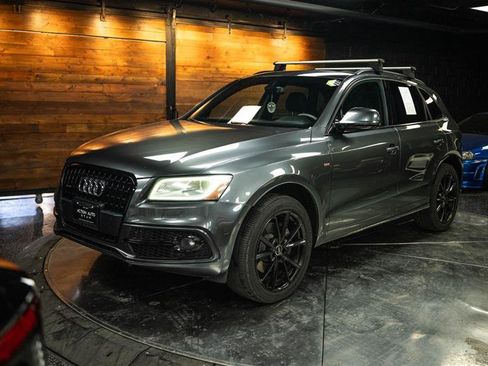 Used 2016 Audi Q5 3.0T Premium Plus w/ Technology Package AWD/4WD image 2