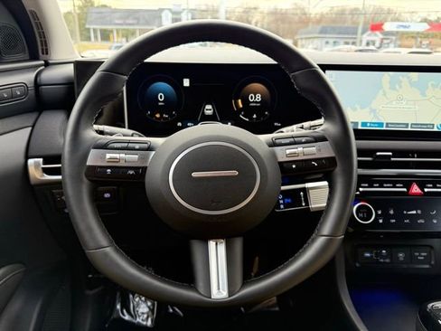 Used 2025 Hyundai Tucson Limited AWD/4WD image 49