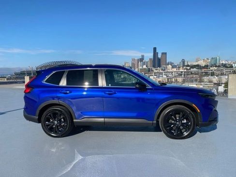 Certified 2023 Honda CR-V Sport Touring image 3