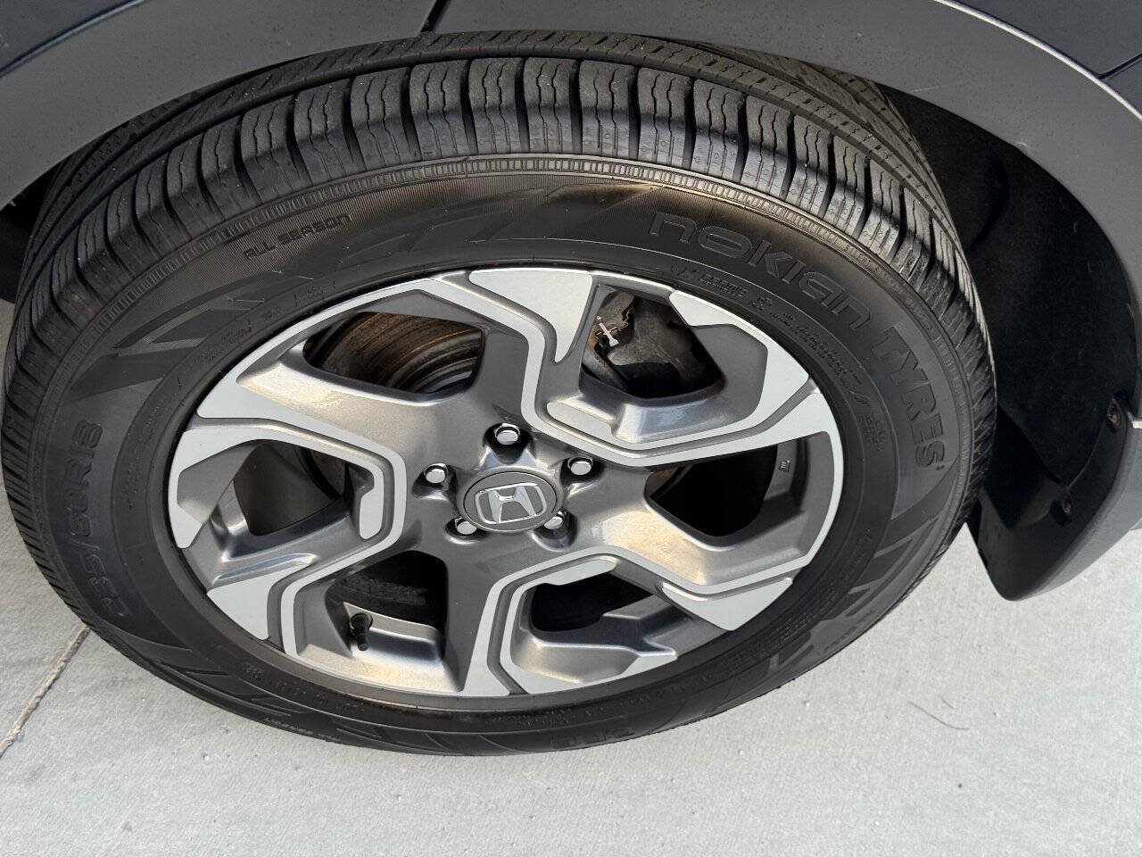 Used 2017 Honda CR-V EX image 3