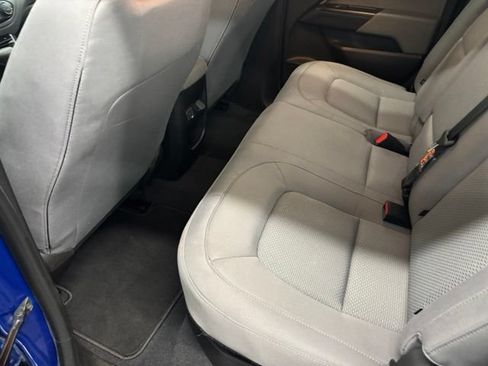 Used 2020 Chevrolet Colorado LT AWD/4WD image 10