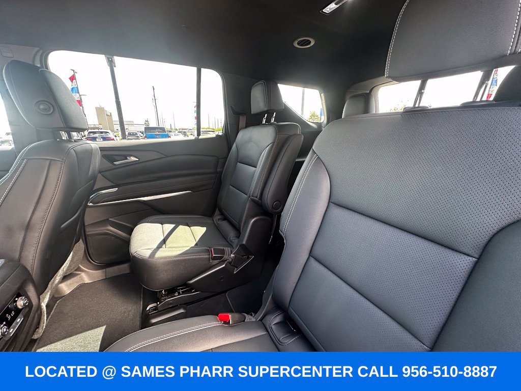 Used 2026 Chevrolet Traverse LT AWD/4WD image 23