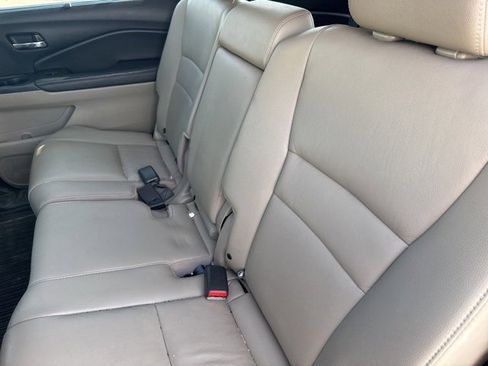 Used 2022 Honda Pilot Special Edition image 10