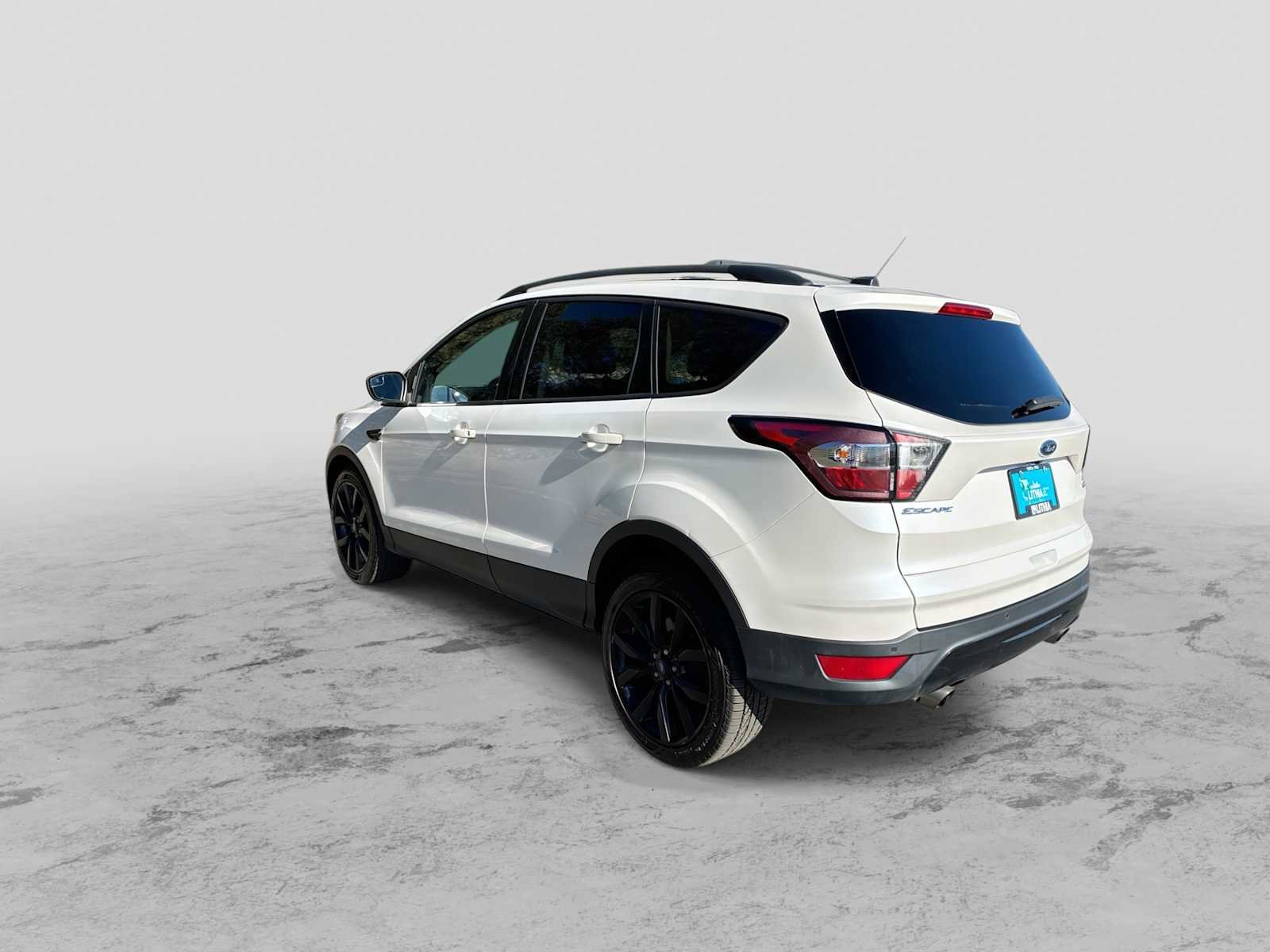 Used 2017 Ford Escape SE w/ Equipment Group 201A AWD/4WD image 6