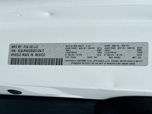 Used 2025 RAM ProMaster 2500 w/ Convenience Group FWD image 28
