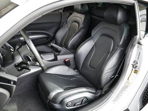 Used 2011 Audi R8 V10 image 28