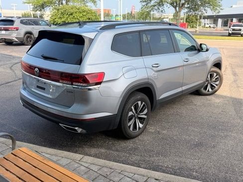 Certified 2024 Volkswagen Atlas SE AWD/4WD image 7