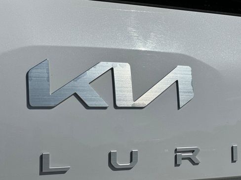 Used 2025 Kia Telluride S AWD/4WD image 28