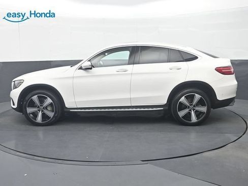 Used 2019 Mercedes-Benz GLC 300 4MATIC Coupe image 4