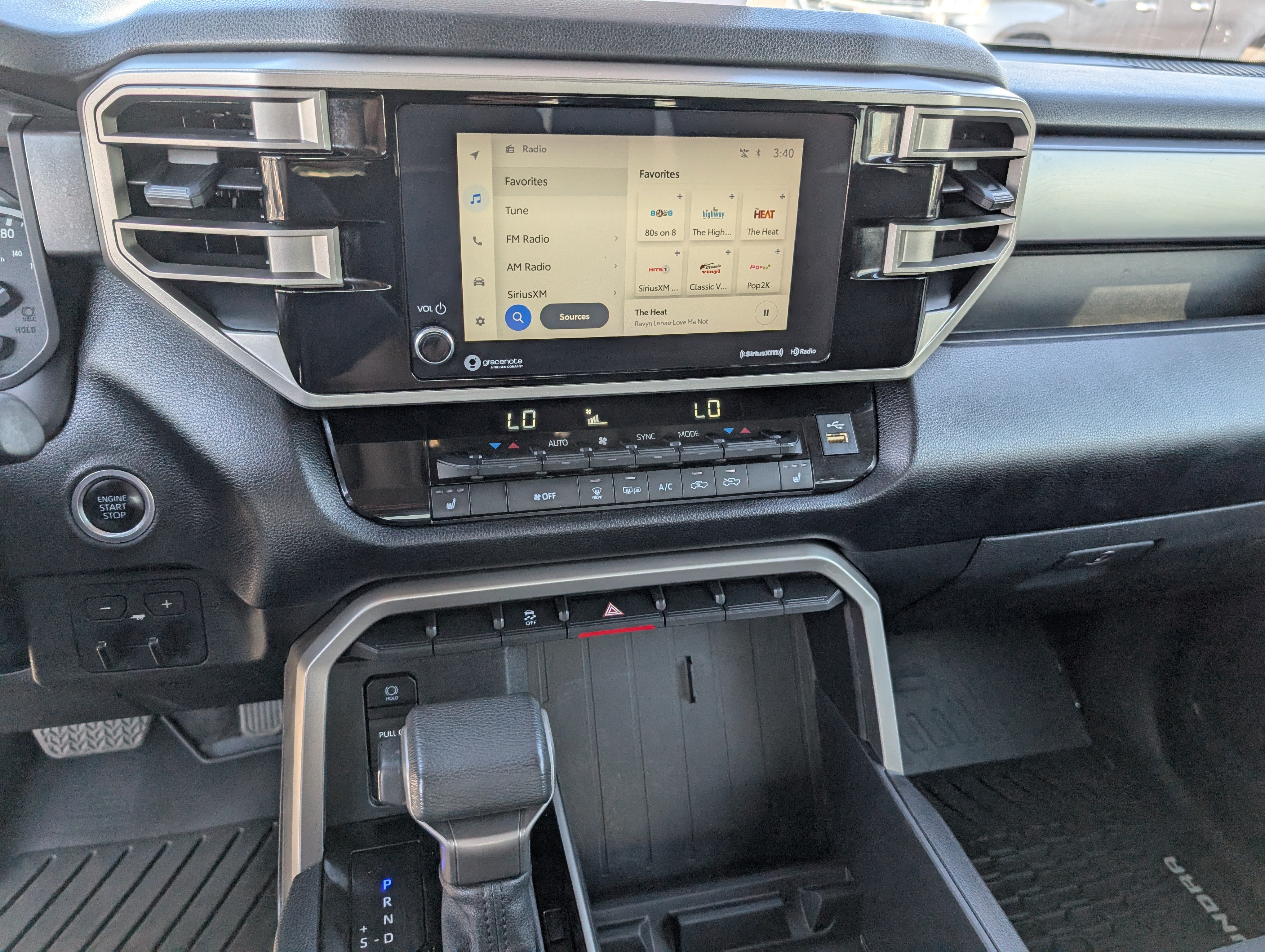 Used 2022 Toyota Tundra SR5 AWD/4WD image 19