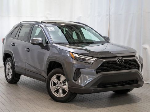 Used 2025 Toyota RAV4 XLE w/ Convenience Package image 1