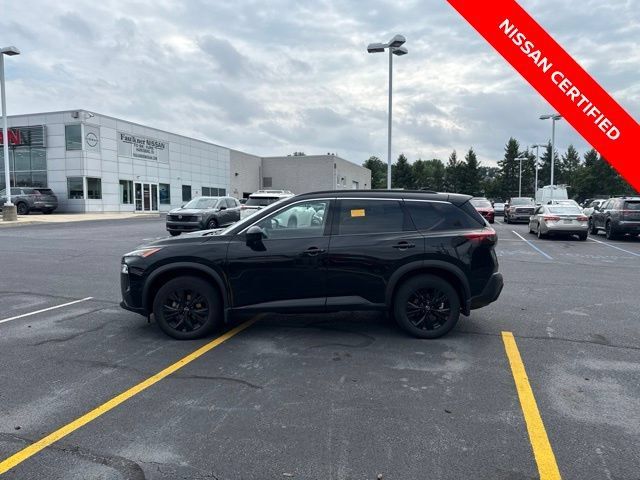 Certified 2023 Nissan Rogue SV w/ SV Premium B Package AWD/4WD image 5