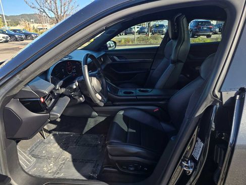 Used 2020 Porsche Taycan Turbo S image 22