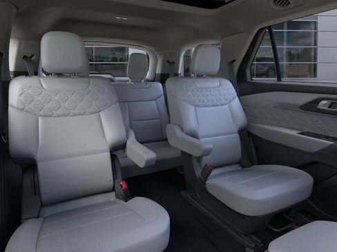 New 2026 Ford Explorer Platinum w/ LUX Leather Package AWD/4WD image 11