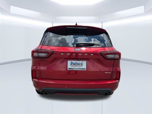 Used 2023 Ford Escape ST-Line AWD/4WD image 5