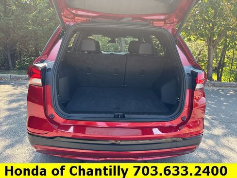 Used 2024 Chevrolet Equinox RS w/ RS Leather Package FWD image 34