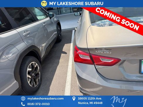 Used 2018 Chevrolet Malibu LT w/ Driver Confidence Package FWD image 8