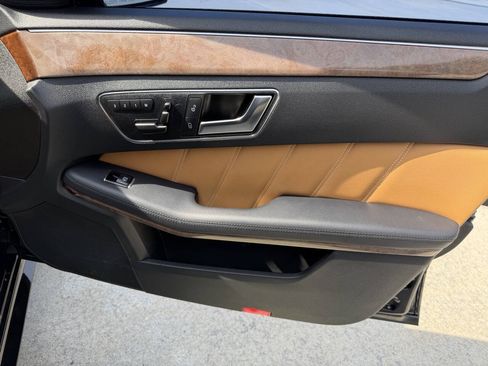 Used 2013 Mercedes-Benz E 350 BlueTEC Sedan image 27