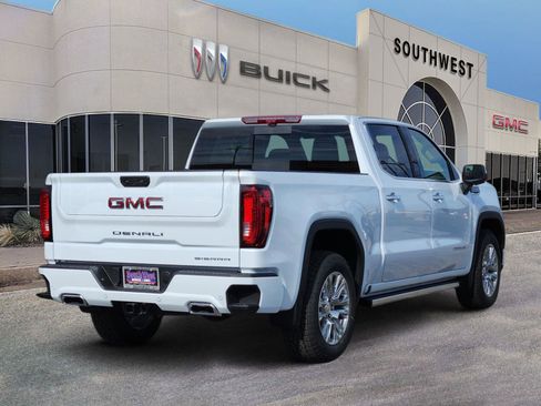 New 2026 GMC Sierra 1500 Denali w/ Technology Package image 5